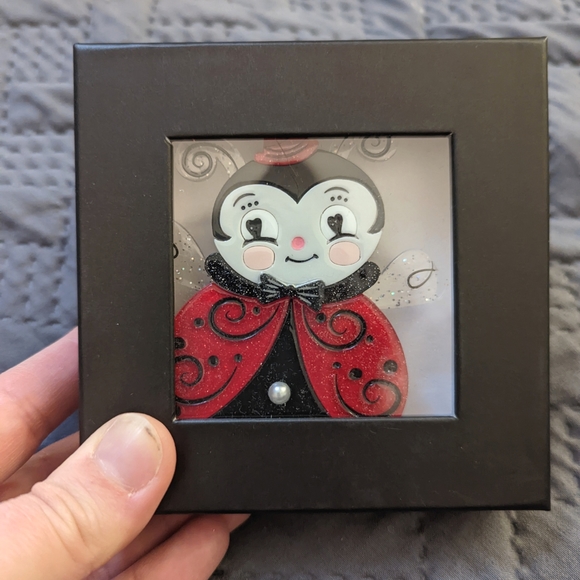 Lipstick & Chrome Acrylic Ladybug Valentine's Day Brooch - Picture 3 of 4